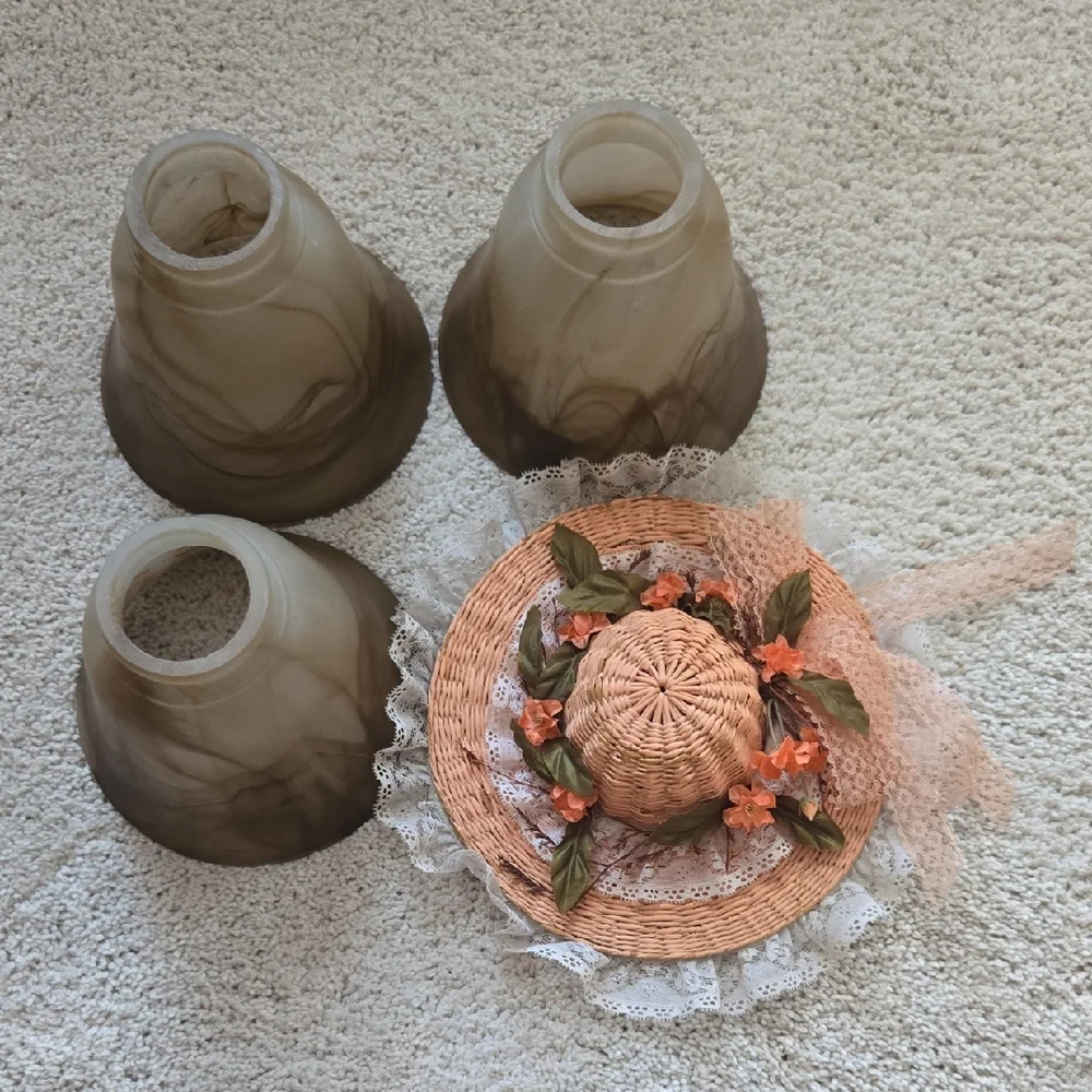 Random Items - Picture 1 of 6